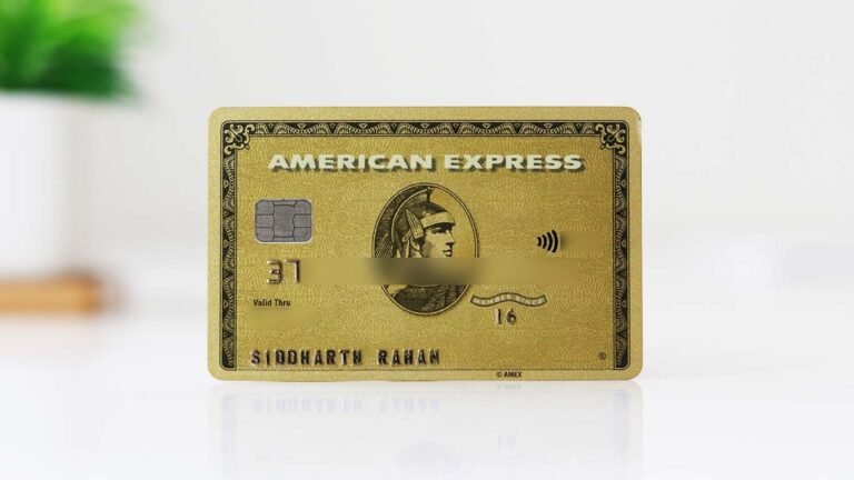 carte american express gold eclatante sur fond elegant