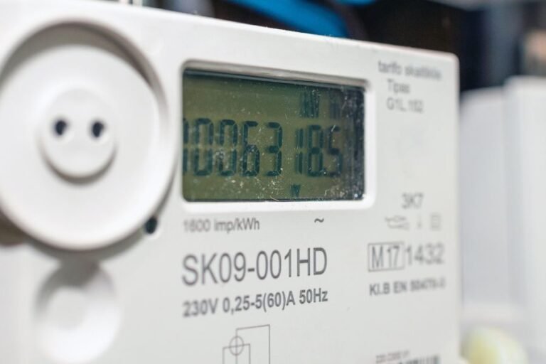 compteur electrique avec affichage de kwh lumineux