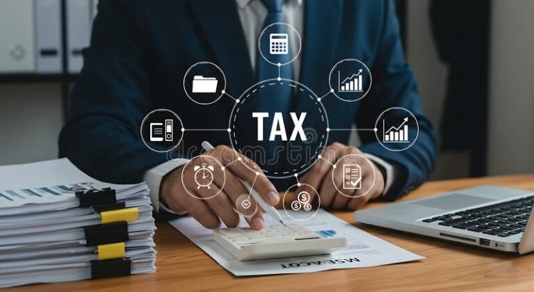 Comment la Prime de Départ à la Retraite Impacte-t-elle Vos Impôts 35 personne calculant ses impots avec documents financiers