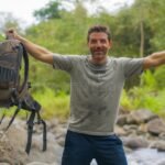 Comment Trouver la Meilleure Assurance Voyage chez Bour So personne-heureuse-avec-sac-a-dos-voyageur